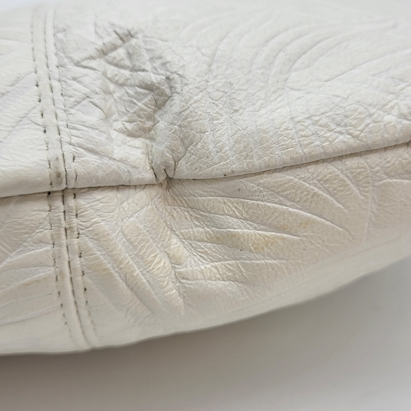 Vintage Eaton small white detailed leather kiss lock closure clutch purse - Picture 9 of 16